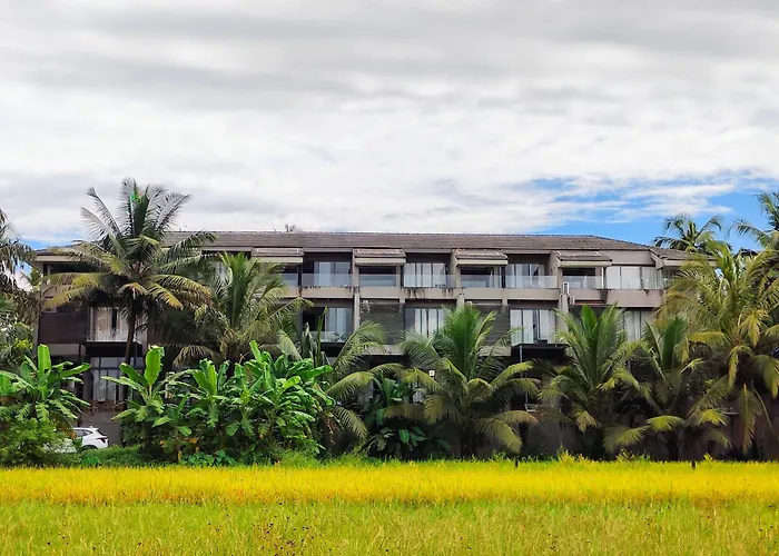 August Private Pool Villas By Hnh
